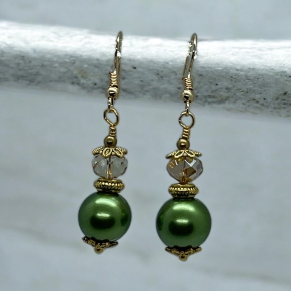 Emerald Green Glass Pearl Dangle Earrings - Picture 1 of 7
